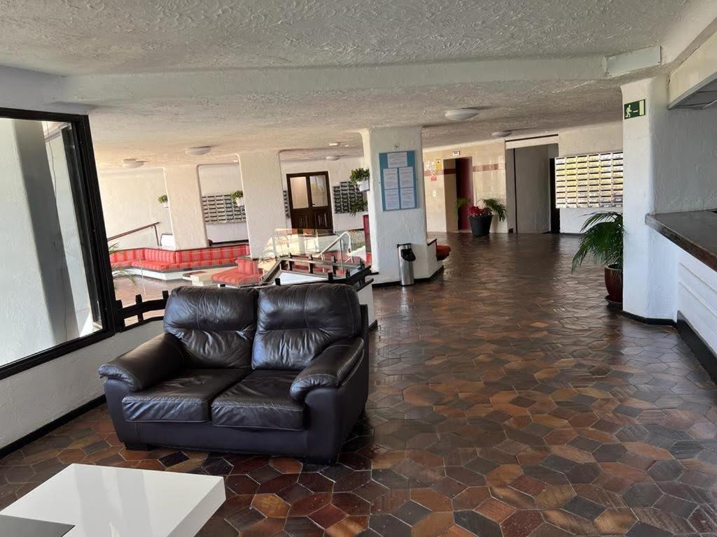 Cozy Apartment In The Center Of Costa Adeje On The 1St Coastline Exterior photo