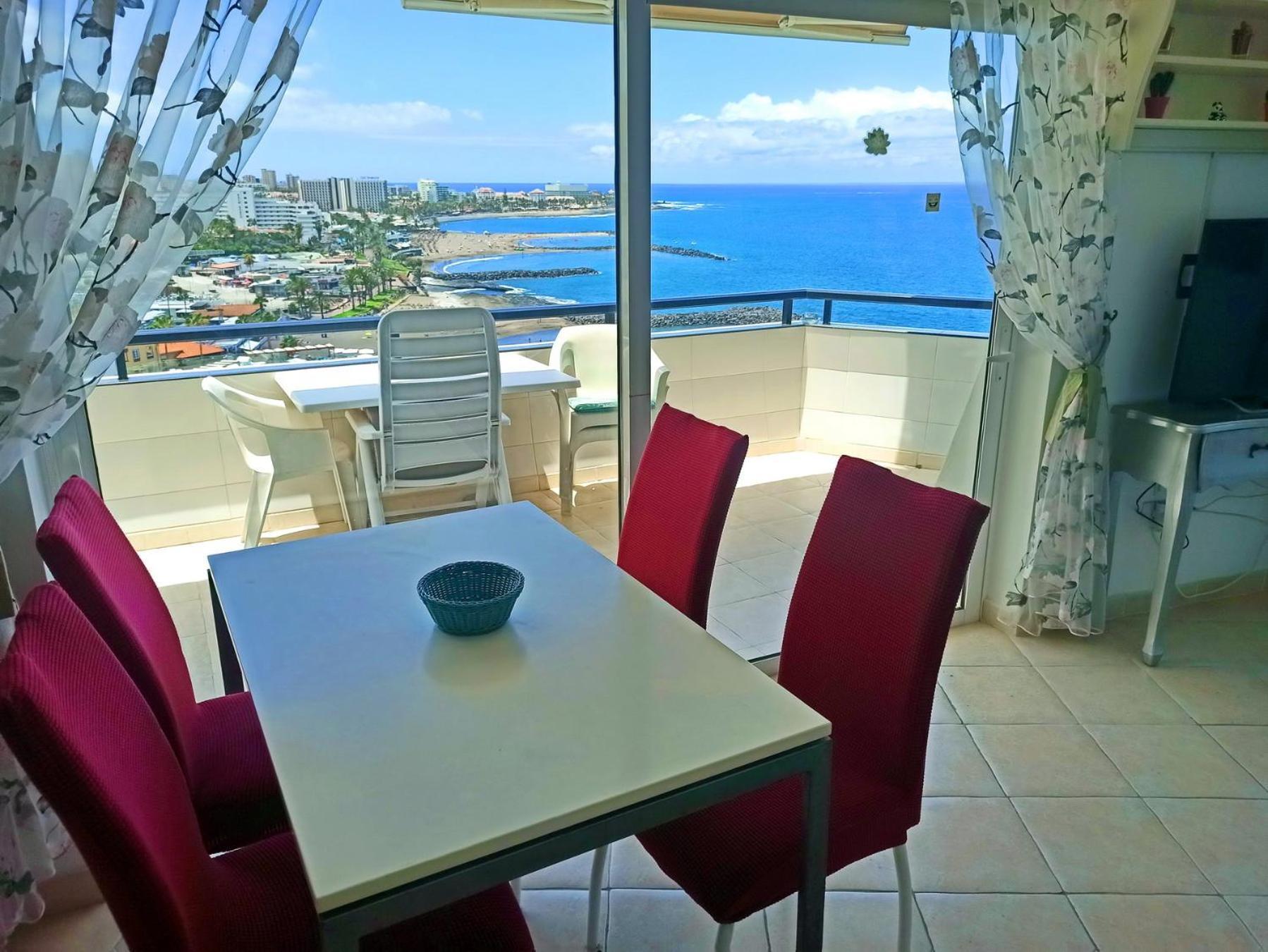 Cozy Apartment In The Center Of Costa Adeje On The 1St Coastline Exterior photo